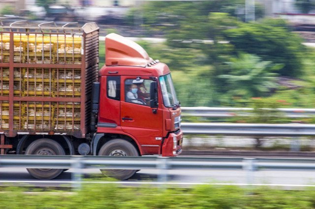 营收41亿元、亏损持续收窄!地上铁拟赴港IPO,管理超22万辆新能源物流车|港E声